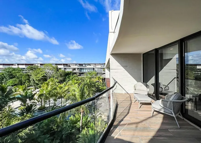 Luxury Penthouse Panoramic Views & Pool